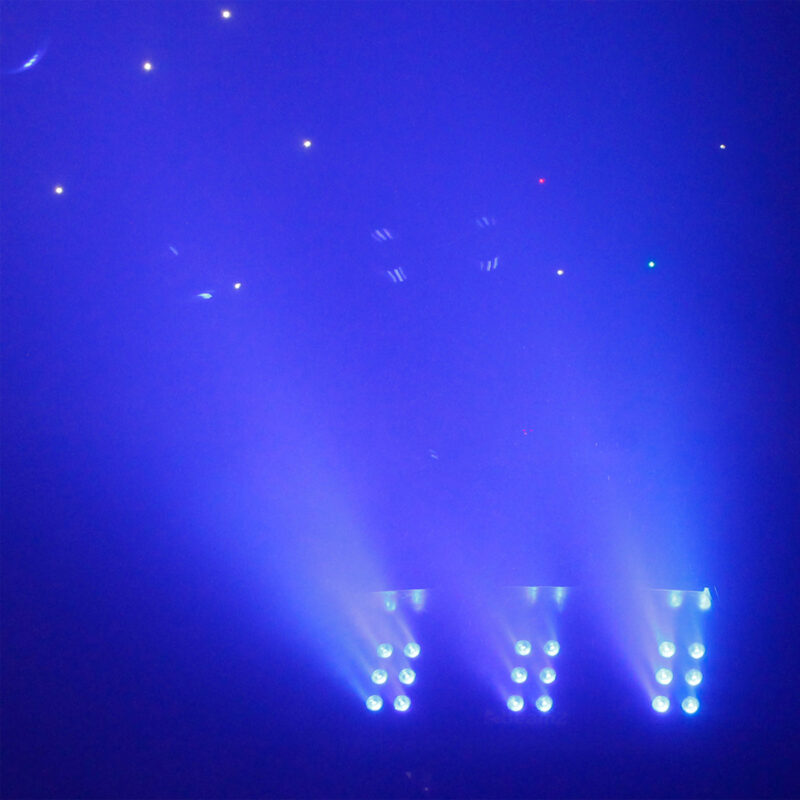 BeamZ SB2000LED Smoke Bubble Machine