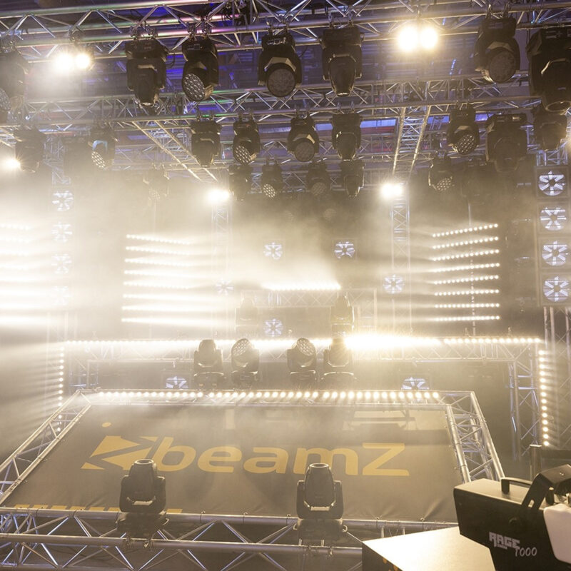 BeamZ LCB14 Hybrid LED Stage Backlighting Bar – 14x 3W