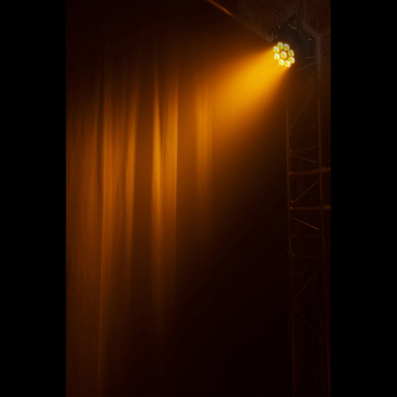 BeamZ WBP912IP Weatherproof Battery Powered LED Par Can Uplighter