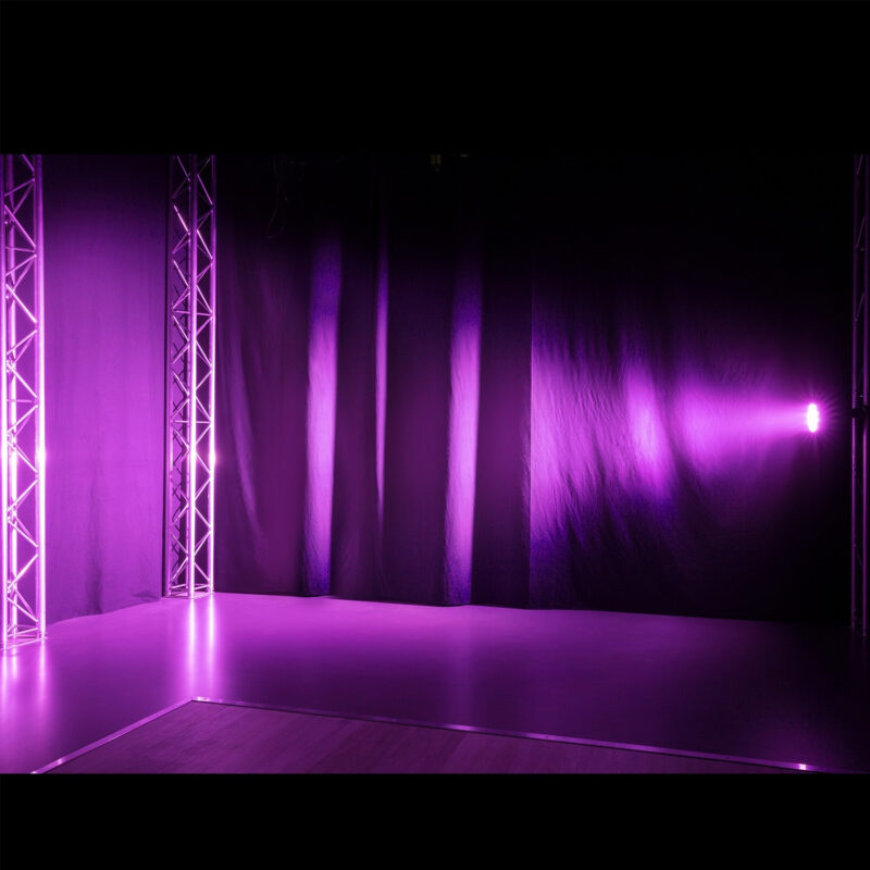 BeamZ WBP1212IP Weatherproof Battery Powered LED Par Can Uplighter