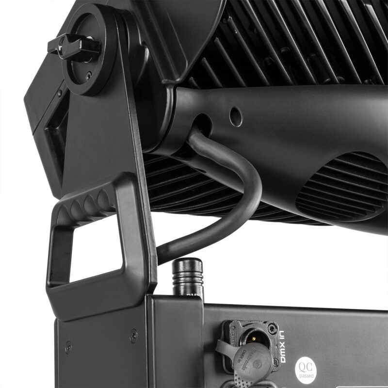 BeamZ Pro Star Color 540Z Architectural Wash Light with Zoom – 36x15W