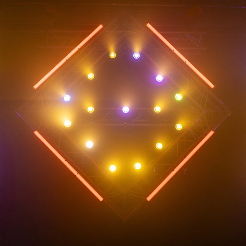 BeamZ Pro NEUTRON-DOT Linkable Hybrid LED Light – 60W