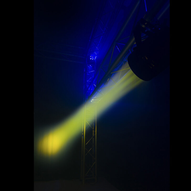 2x BeamZ Pro BWA550Z Outdoor Weatherproof Par Can with Zoom – 19x 15W